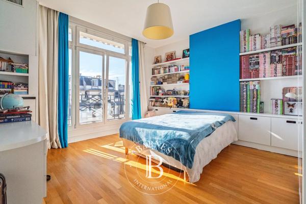 Paris 16ème, Appartement 5 Chambres -  388 m² à vendre