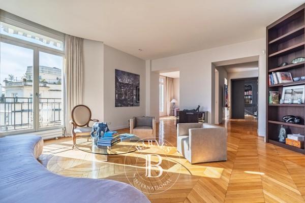 Paris 16ème, Appartement 5 Chambres -  388 m² à vendre
