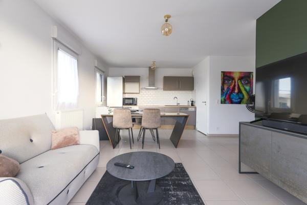 Bel appartement lumineux, proche commodités - Mérignac