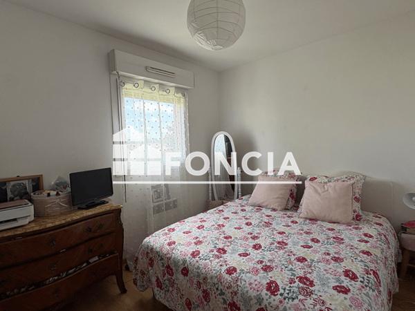 Location Appartement 3 pièces 67.75 m² - 6-10 RUE DU CHEMIN DES POISSONNI Caen 14000