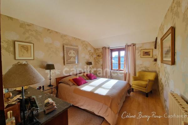 Longère de charme de 228 m², 4 Chambres, piscine 4X8, jardin clos 1563 M2