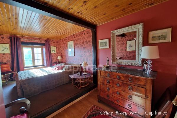 Longère de charme de 228 m², 4 Chambres, piscine 4X8, jardin clos 1563 M2