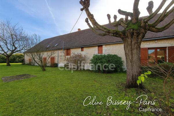 Longère de charme de 228 m², 4 Chambres, piscine 4X8, jardin clos 1563 M2