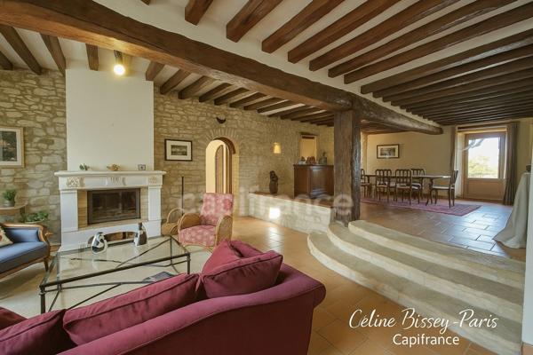 Longère de charme de 228 m², 4 Chambres, piscine 4X8, jardin clos 1563 M2