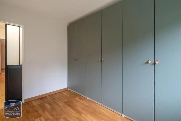 Appartement à louer 4 pièces 94.02m² Francheville (69340)