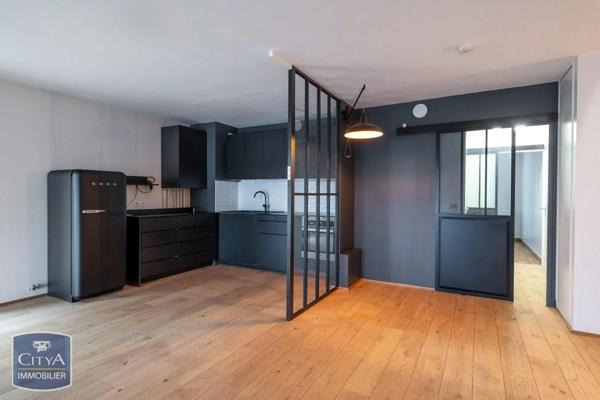 Appartement à louer 4 pièces 94.02m² Francheville (69340)