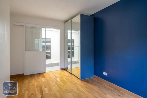 Appartement à louer 4 pièces 94.02m² Francheville (69340)