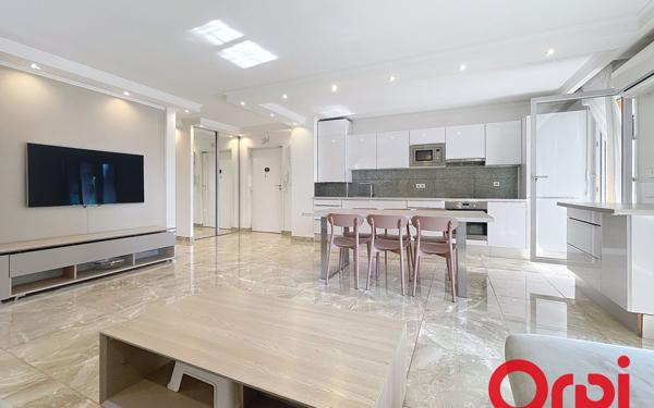 Appartement à vendre    3 pièces • 69,82 m2 Marseille 11