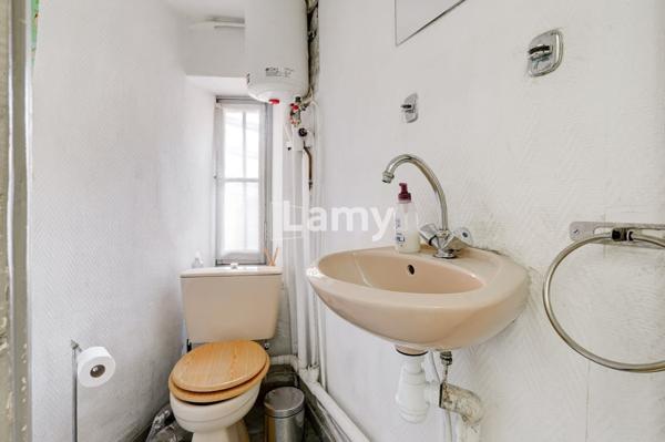 Castellane/baille local professionnel vendu loué