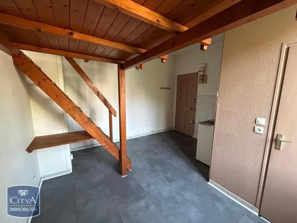 Appartement à louer 1 pièce 17.67m² Saint-Martin-d'Hères (38400)