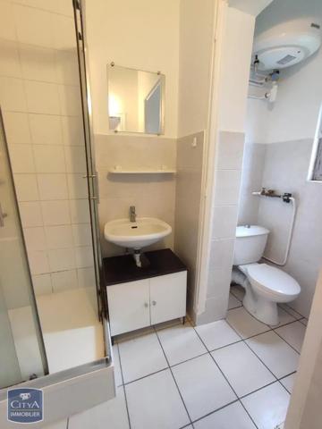 Appartement à louer 1 pièce 17.67m² Saint-Martin-d'Hères (38400)