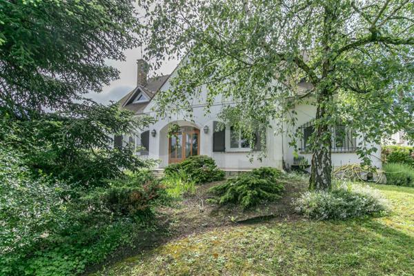 Maison à vendre    6 pièces •  Sucy-en-Brie