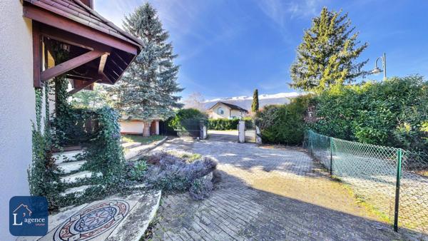 Maison individuelle T5 avec sous-sol complet Chevry 01170