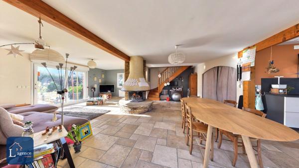 Maison individuelle T5 avec sous-sol complet Chevry 01170