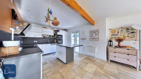 Maison individuelle T5 avec sous-sol complet Chevry 01170