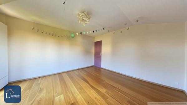 Maison individuelle T5 avec sous-sol complet Chevry 01170