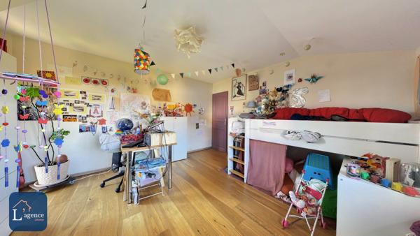 Maison individuelle T5 avec sous-sol complet Chevry 01170