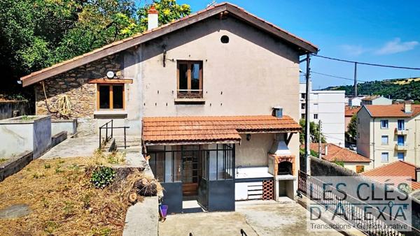 Maison -Quatre Chambres-Terrain -
