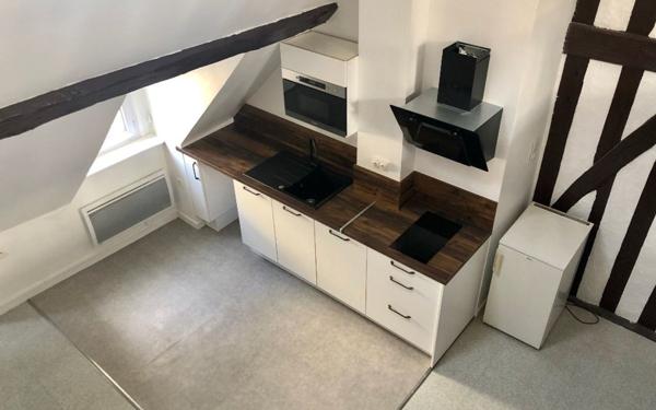 Appartement à louer    1 pièce • 42,52 m2    Compiègne
