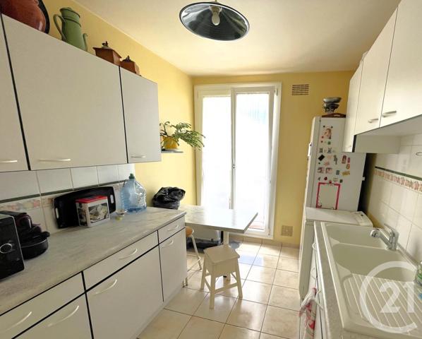 Appartement T2 à vendre  2 pièces - 44,76 m2 TRAPPES - 78