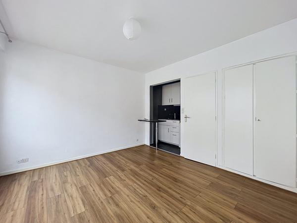 Studio rénové – Vieux Lille / Esplanade