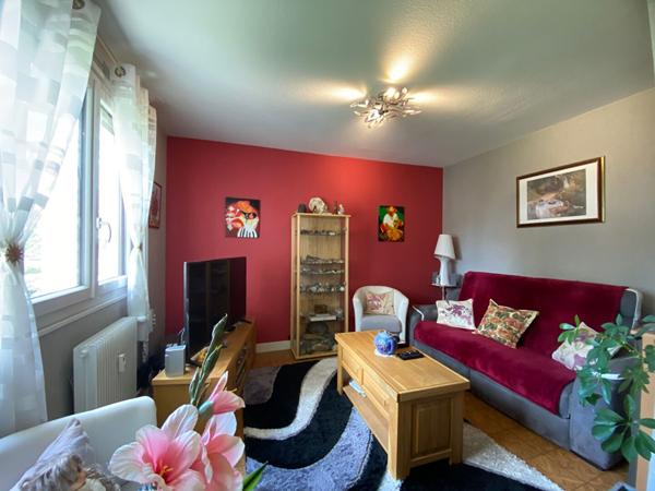 Appartement Lons-Le-Saunier / 5 pièces / 3 chambres / 92 m²