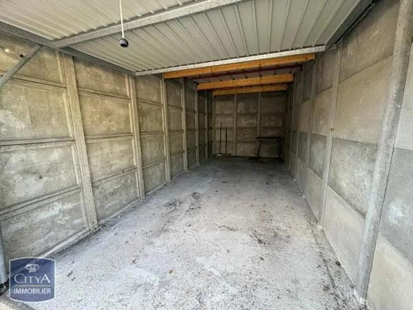 Appartement à louer 4 pièces 81.82m² Arras (62000)