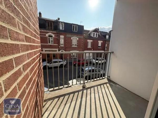 Appartement à louer 4 pièces 81.82m² Arras (62000)