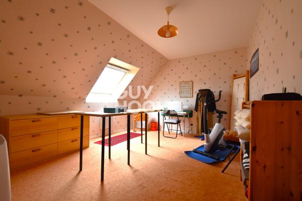 MAISON À VENDRE DE 6 PIÈCES DE 158,93 M²