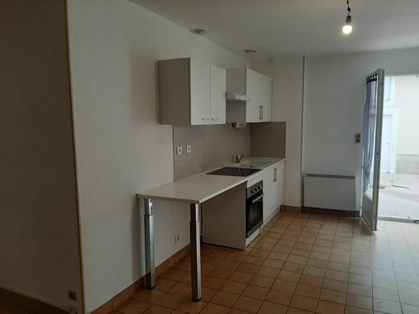 ensemble locatif 4 T3 loués