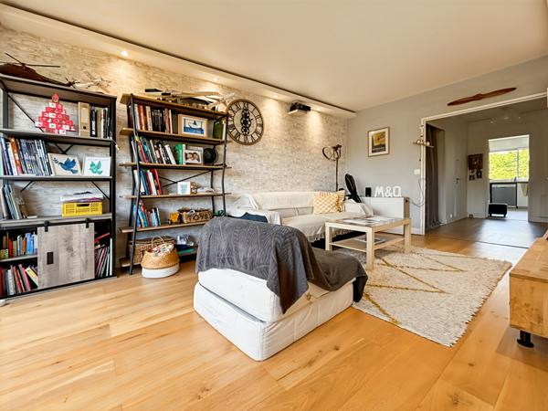 Appartement dernier étage à Verrières-le-Buisson