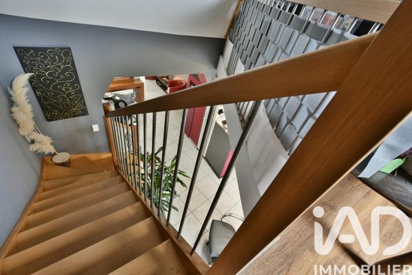 Esthétique, Coiffure​ à vendre 95 m² Saint-Just-en-Chaussée