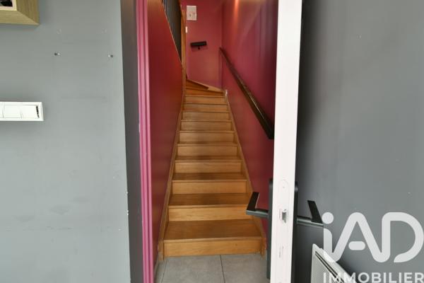 Esthétique, Coiffure​ à vendre 95 m² Saint-Just-en-Chaussée