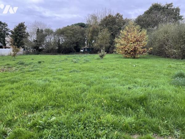 A VENDRE TERRAIN A BATIR- 22860 PLOURIVO