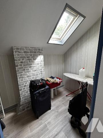 harmante maison avec jardin, dépendance et deux garages –