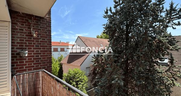 Location Appartement 3 pièces 52.18 m² - Sceaux 92330