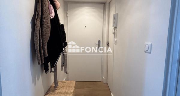 Location Appartement 3 pièces 52.18 m² - Sceaux 92330