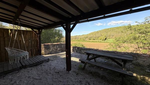 Vente                                                      Maison
                        
                                         460 m2                     à Gourdon