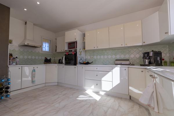 Superbe maison de plain pied avec vue dégagée