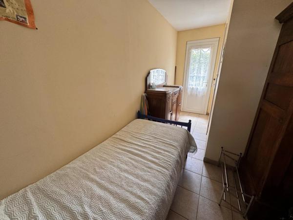 Vente                                                      Villa
                        
                     5 pièces                      68 m2                     à Lodève
