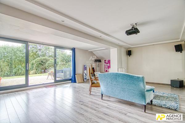 Versailles Butte Montbauron maison 7 pièces 225 m² habitables sur parcelle de 821 m² avec garage 2 voitures €2 250 000 ** - Référence 27880