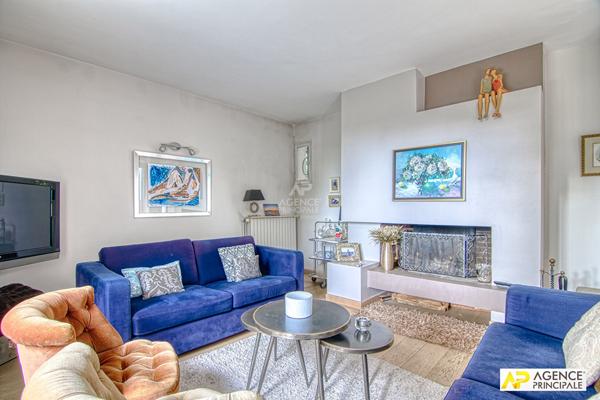 Versailles Butte Montbauron maison 7 pièces 225 m² habitables sur parcelle de 821 m² avec garage 2 voitures €2 250 000 ** - Référence 27880