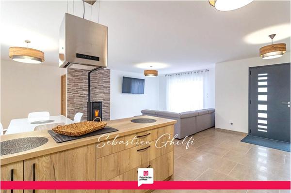 Belle maison de plain pied-3 chambres possibilité de 4-cellier-garage