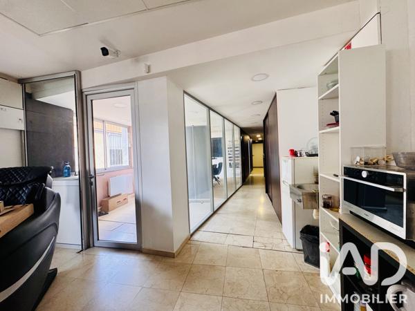 Murs commerciaux  à vendre 150 m² Garancières