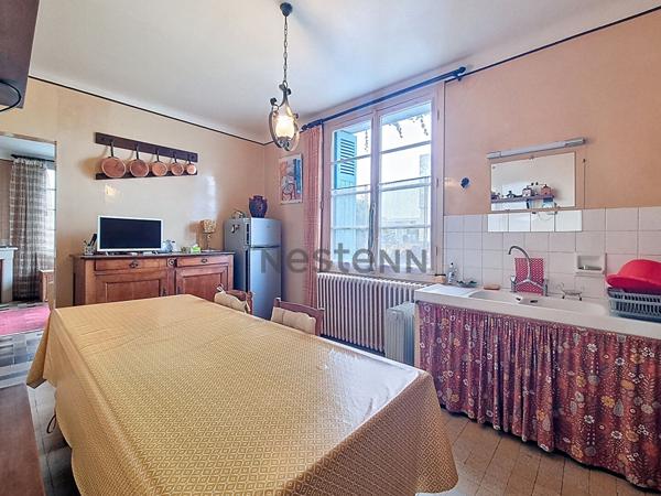 TOURS NORD - MONTCONSEIL - Maison à rénover 5 pièces 89 m² avec 4 chambres, jardin et garage