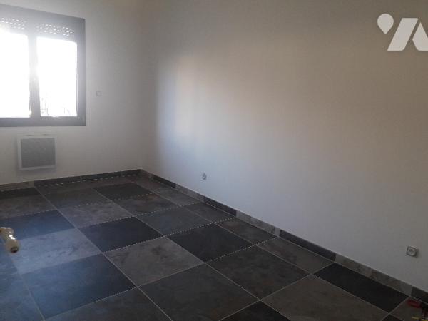 PROCHE CENTRE VILLE DE CONTRES, PAVILLON NEUF DE 102 M²