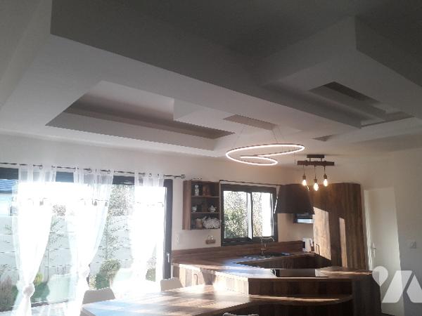 PROCHE CENTRE VILLE DE CONTRES, PAVILLON NEUF DE 102 M²