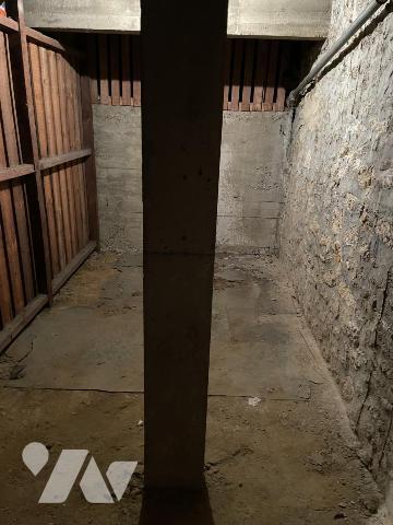 Appartement 3 chambres, balcon, parking, cave.