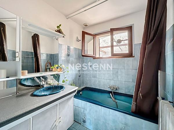 Maison Dreux 4 pièces, 3 chambres proche commerces et écoles, jardin cave, garage, véranda -86,08 m2 - 210 500€