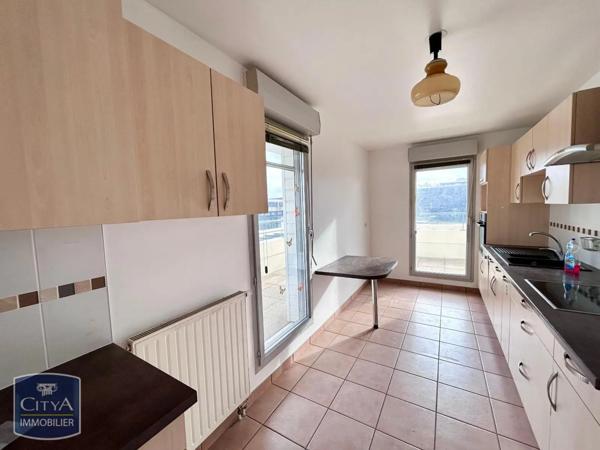 Appartement à louer 4 pièces 89.82m²